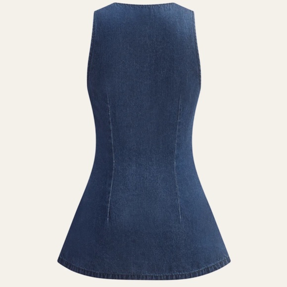 Commense Dark Blue Sleeveless button front top - Picture 3 of 12